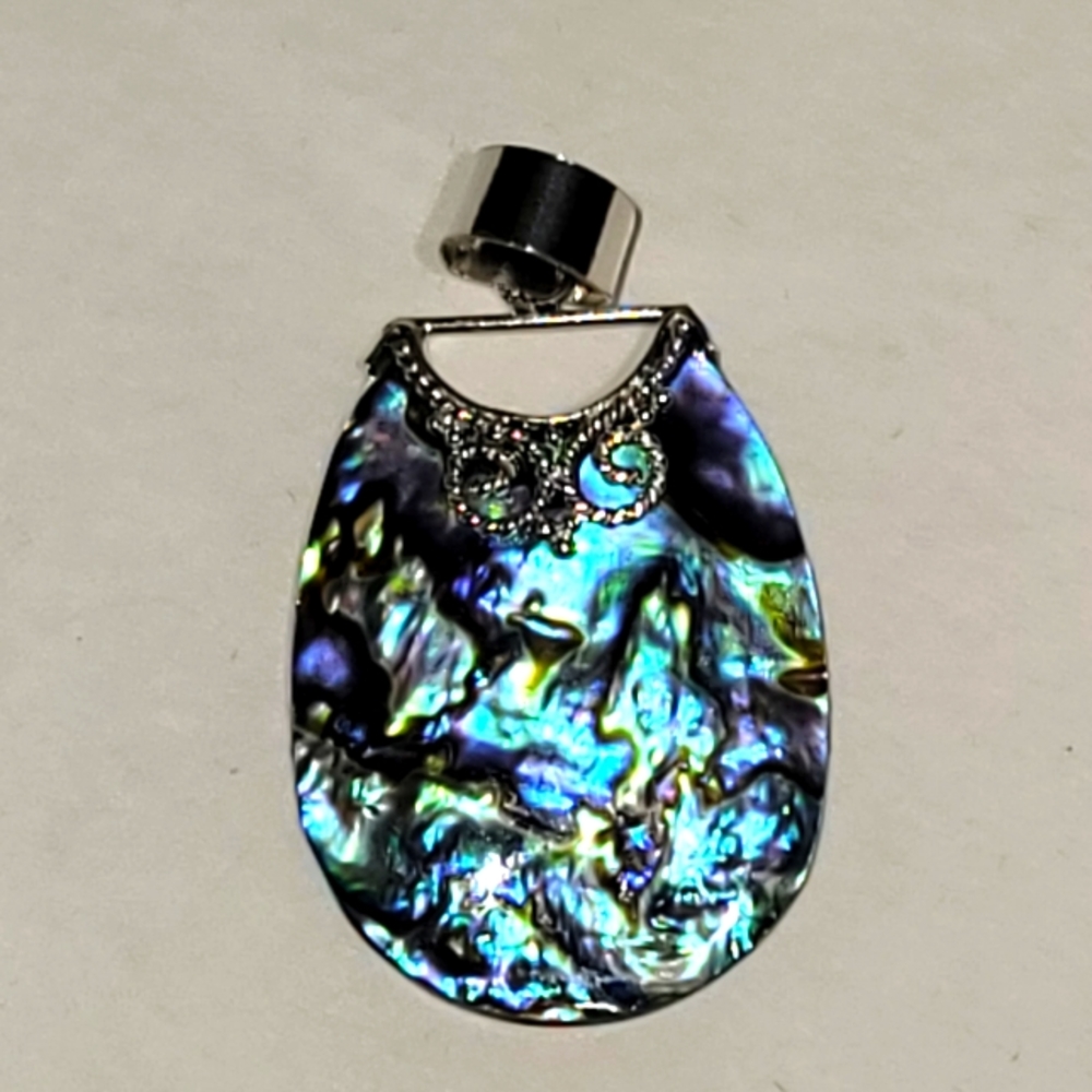Abalone pendant with Sterling silver